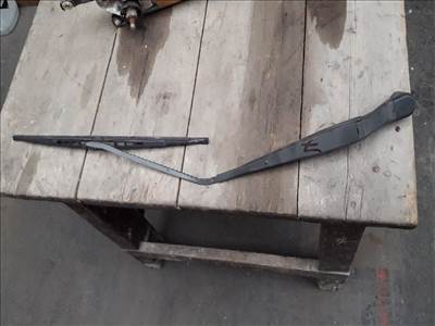 MITSUBISHI LANCER Kombi CS_W Jobb első Ablaktörlő Kar (09923)