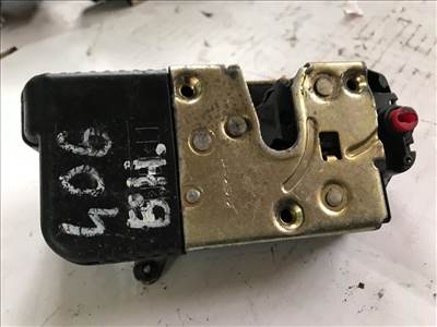 PEUGEOT 406 8B Bal hátsó Ajtózár (21000)