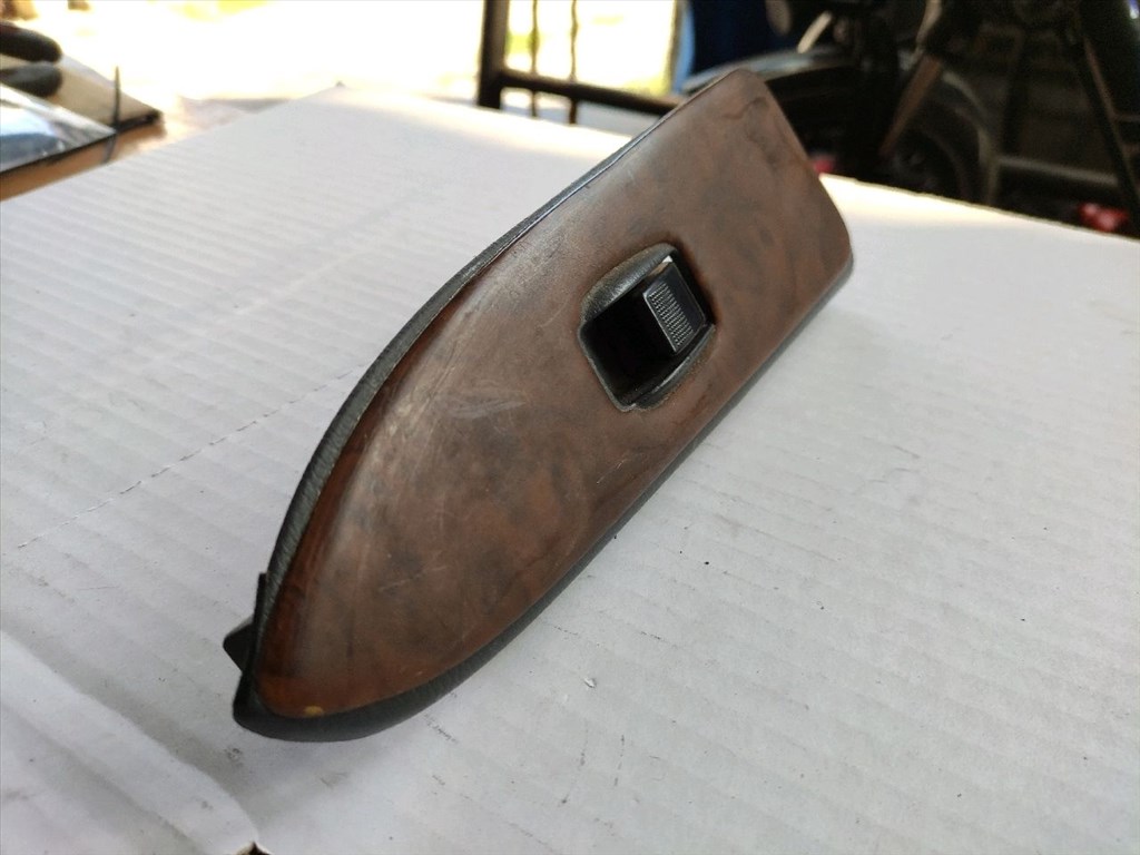 MAZDA 626 V Station Wagon GW Jobb hátsó Ablakemelő Kapcsoló (32555) GE4V684L1 4. kép