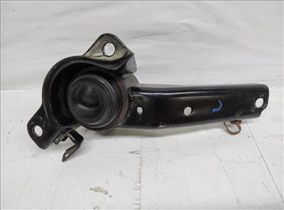 Suzuki Swift IV. 2010-2017 Motor Tartóbak Jobb