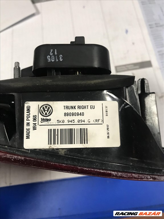 VW GOLF VI jobb hátsó belső lámpa 5k0945094g 3. kép