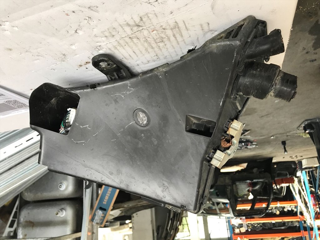 SUBARU IMPREZA Ferdehátú GR, GH, G3 Biztosítéktábla Motortér (14501) 2. kép