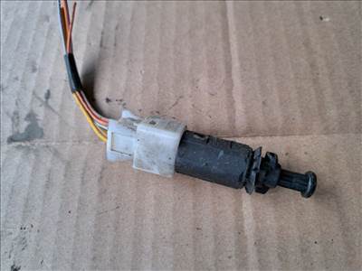 RENAULT CLIO II BB0/1/2_, CB0/1/2_ Fék Pedál Kapcsoló (35953) RENAULT/414988