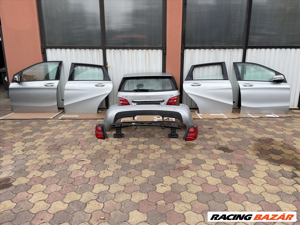 Mercedes B-osztály W246 csomagtér ajtó  a2467400105 2. kép