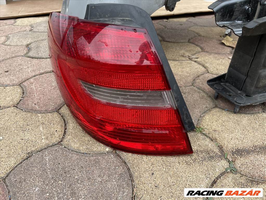 Mercedes B-osztály W246 csomagtér ajtó  a2467400105 3. kép