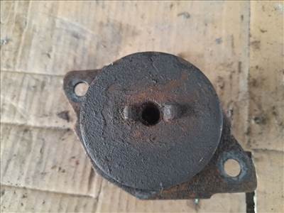 VW GOLF III 1H1 Motor Tartó Bak (Fém) (48241)