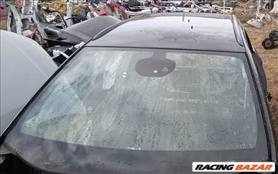 Opel Astra K kombi utastér tető