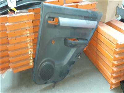 SUZUKI SWIFT III MZ, EZ Jobb hátsó Ajtó Kárpit (12476)