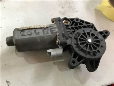 PEUGEOT 206 Ferdehátú 2A/C Bal első Ablakemelő Motor (20431)