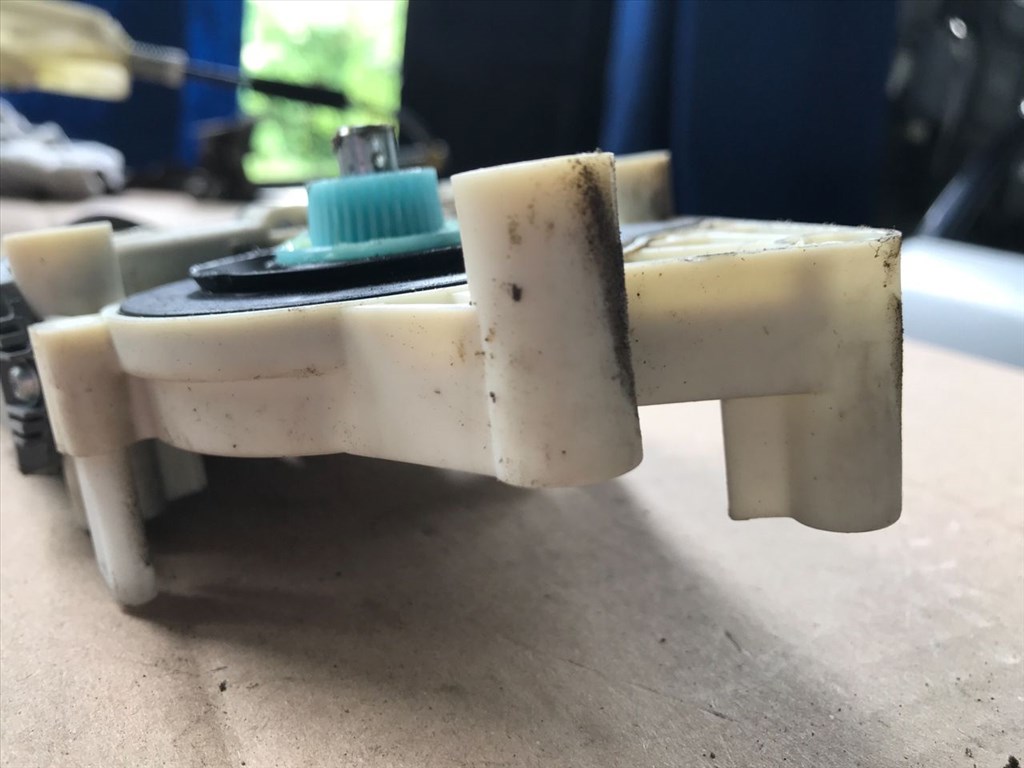 PEUGEOT 607 9D, 9U Bal hátsó Ablakemelő Motor (27964) 5. kép