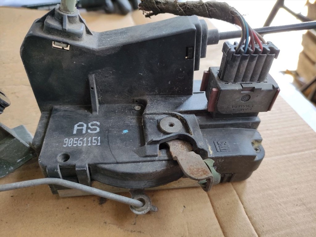 OPEL ASTRA G Ferdehátú F48_, F08_ Bal első Ajtózár (32337) PBT GF 30 5. kép