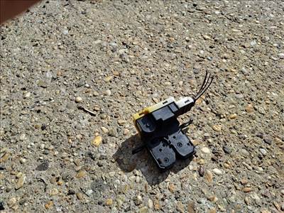 RENAULT ESPACE IV JK0/1_ Csomagtérajtó Zárszerkezet (33119) 8200000894, 8200000894