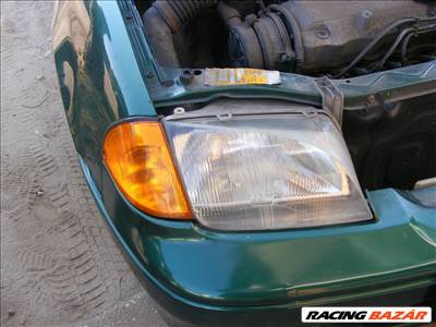 Suzuki Swift jobb első lámpa eladó