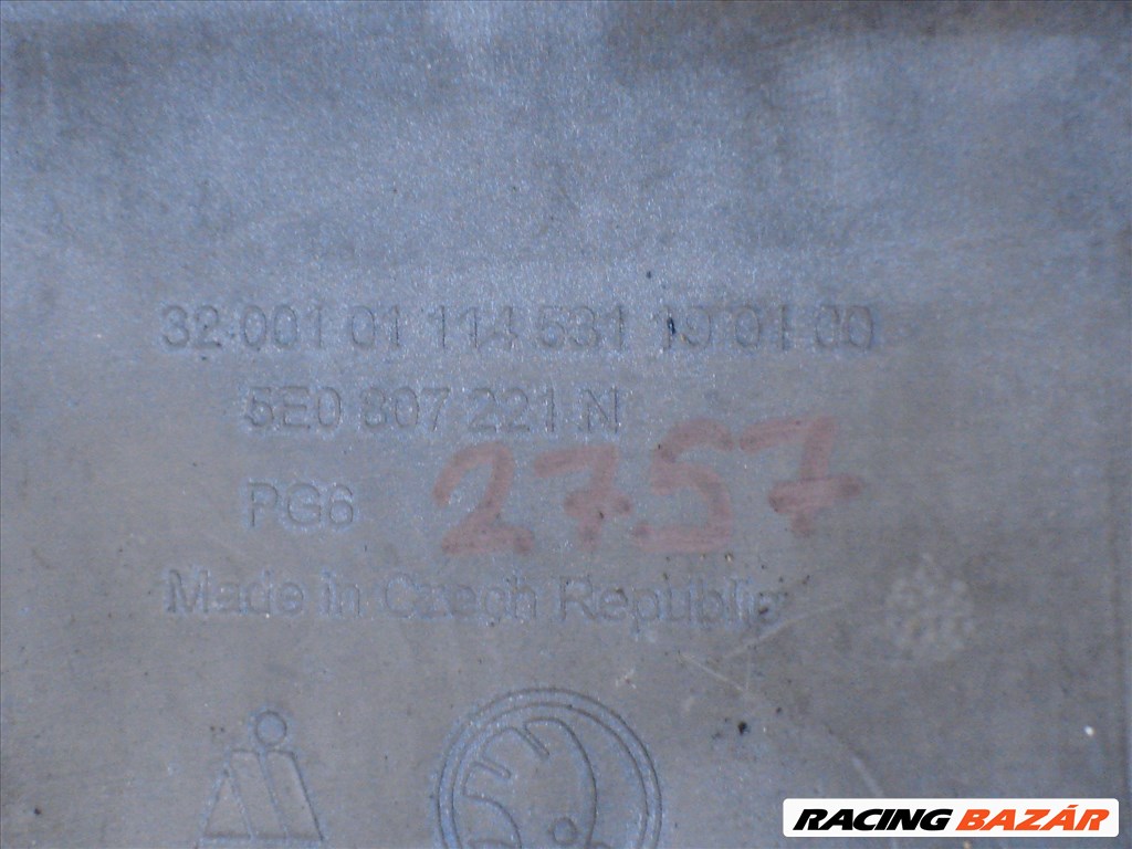 Skoda Octavia Facelift mosós első lökhárító 5E0807221N 2017-től 5. kép