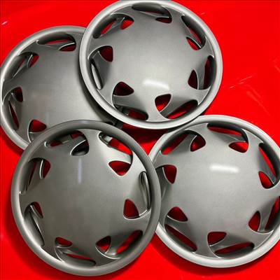 4 db dísztárcsa univerzális 13"-os, 208 modell, rugalmas, ütésálló, olasz