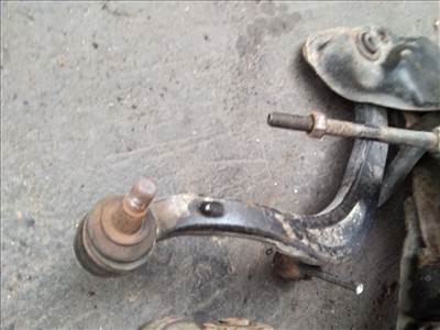 BRILLIANCE BS4  Jobb első Alsó Hátsó Lengőkar (07038)