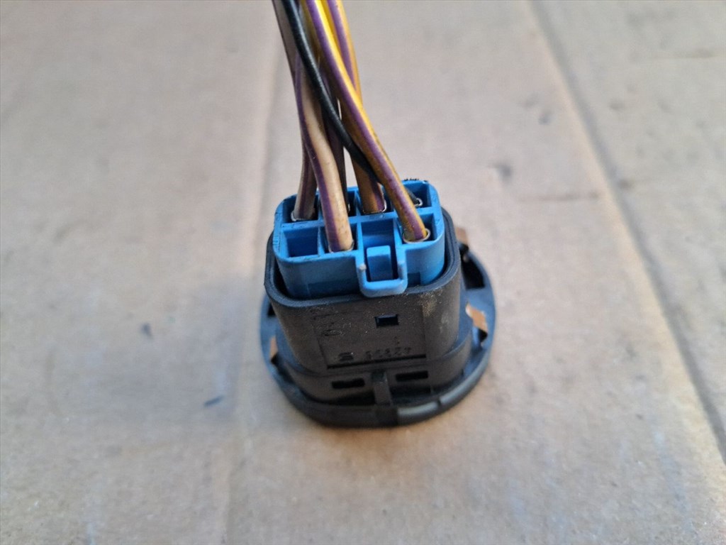 FORD KA I RB_ Jobb első Ablakemelő Kapcsoló (38795) 96FG14529AC 4. kép