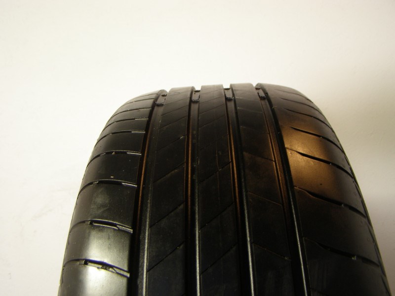 Bridgestone T005 235/55 R18  1. kép