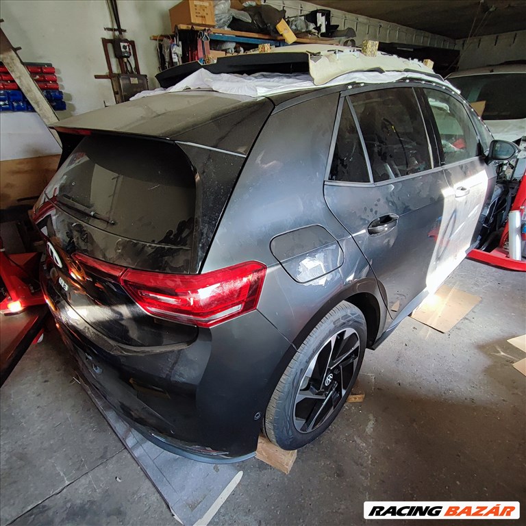 Volkswagen ID.3 bontott alkatrészei 1. kép
