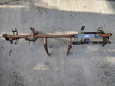 BMW E46 mûszerfal vas merevítő