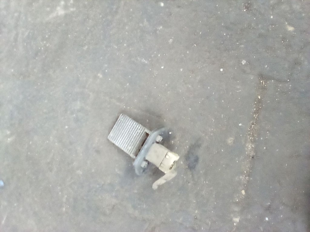 SSANGYONG RODIUS  Előtét Ellenállás Fűtőmotor (32043) A100RR 2. kép