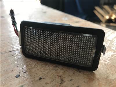 RENAULT ESPACE III JE0_ Bal Belső Hátsó Lámpa (28135) 7700410200