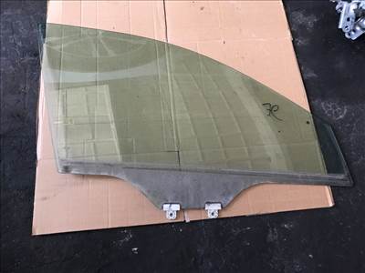 SUBARU IMPREZA Ferdehátú GR, GH, G3 Jobb első Ablak (31398)