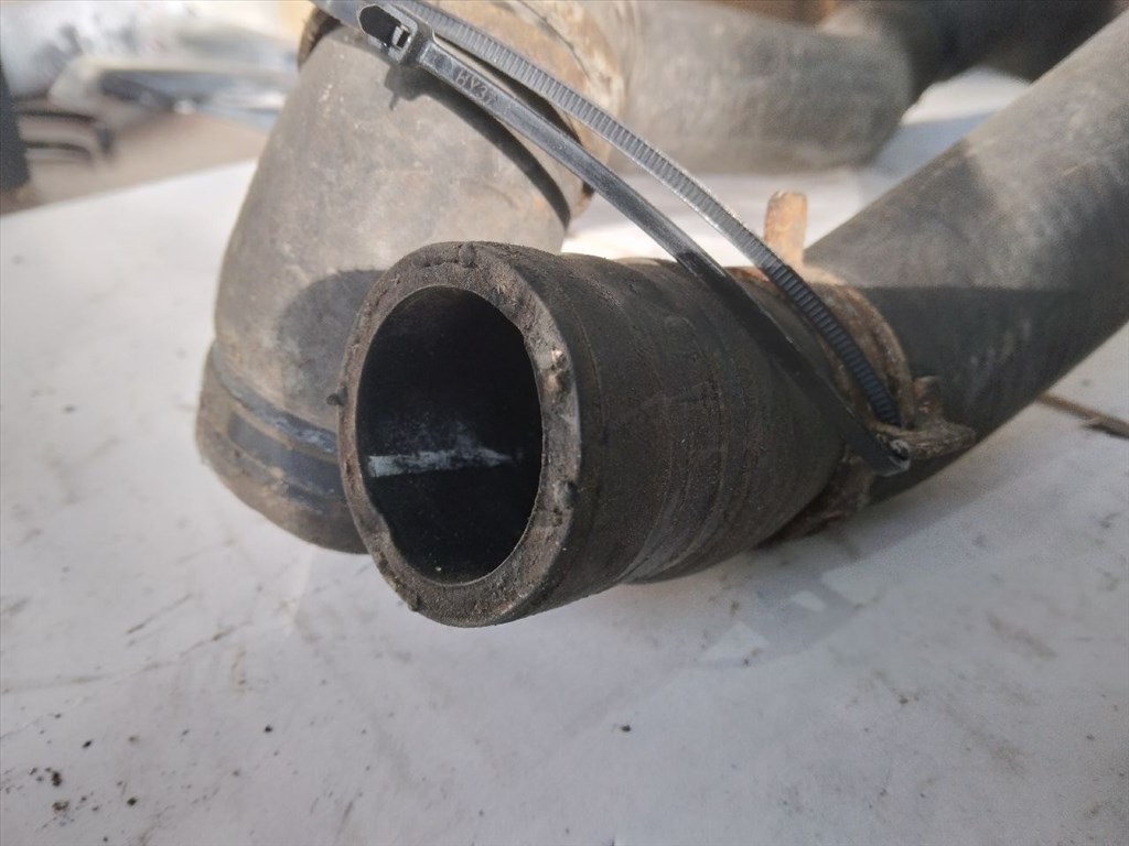 FORD KA I RB_ Vízcső (38321) 3. kép