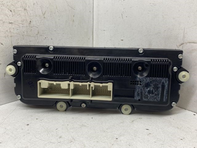 VW GOLF PLUS Fűtéskapcsoló (digit klímás) 2. kép