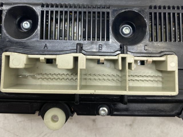 VW GOLF PLUS Fűtéskapcsoló (digit klímás) 3. kép