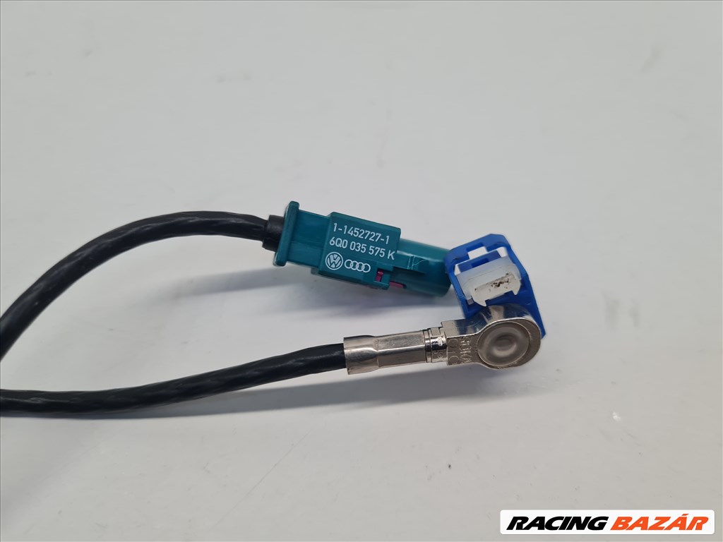 Volkswagen Golf VII rádió antenna csatlakozó 6q0035575k 7. kép