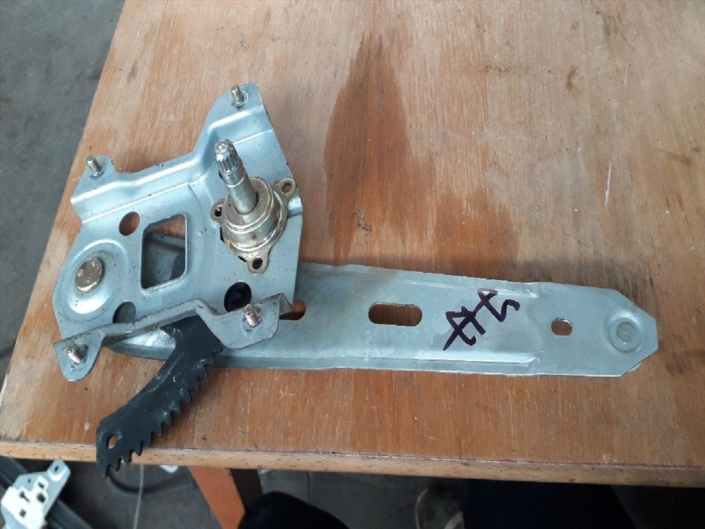 KIA PICANTO BA Jobb hátsó Ablakemelő Szerkezet (Mechanikus) (11385) 1. kép