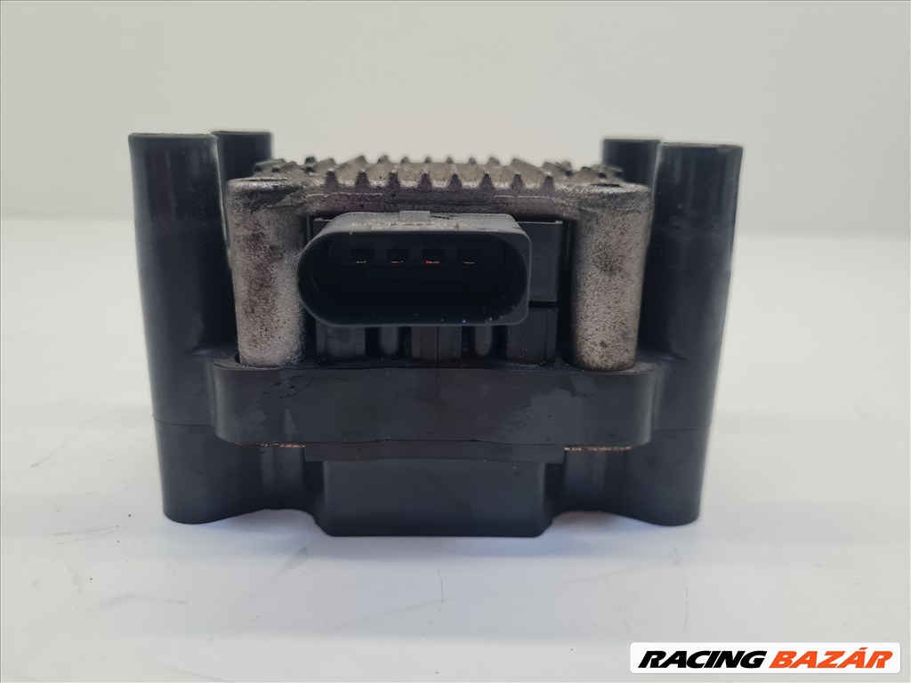 Volkswagen Golf VI gyújtótrafó 032905106e 4. kép