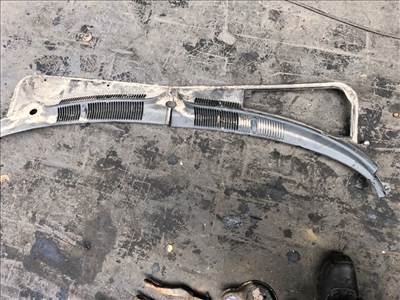 BRILLIANCE BS4  Első Ablakmosó Fúvóka (07378)