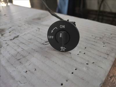 RENAULT ESPACE IV JK0/1_ Légzsák Kapcsoló (33794) 8200169589