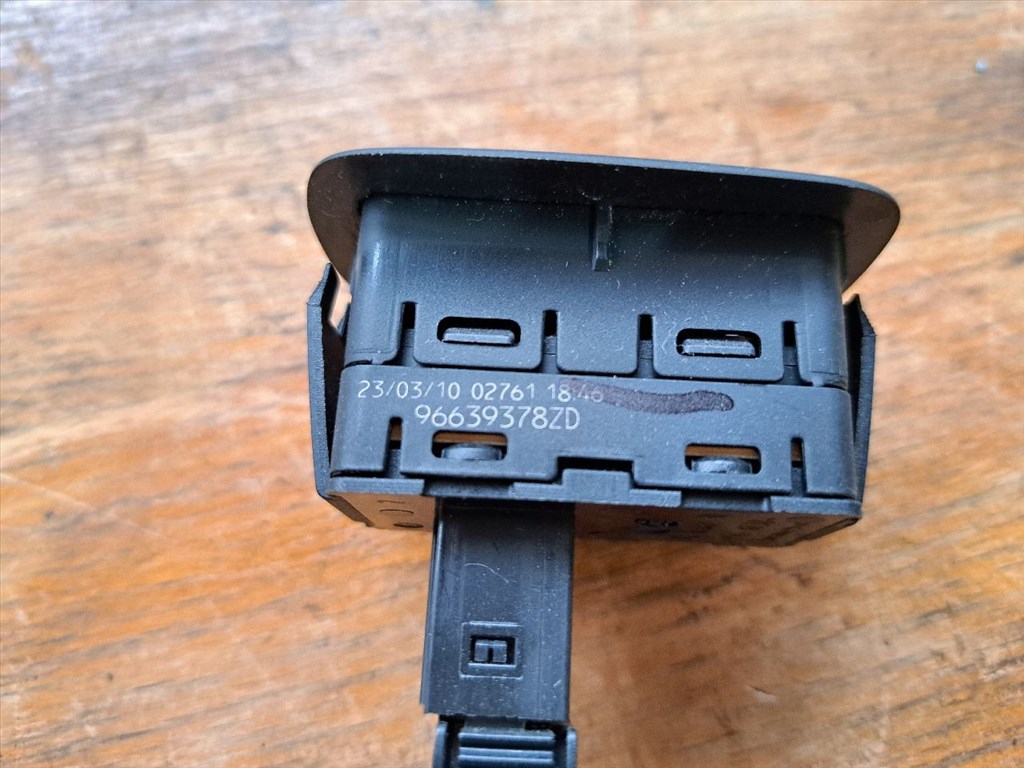 CITROËN C4 Grand Picasso I UA_ Jobb első Ablakemelő Kapcsoló (34774) 96639378ZD 3. kép
