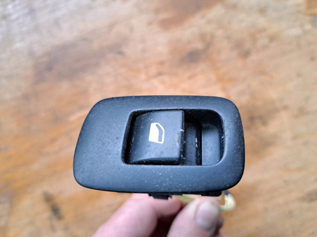 CITROËN C4 Grand Picasso I UA_ Jobb első Ablakemelő Kapcsoló (34774) 96639378ZD 4. kép