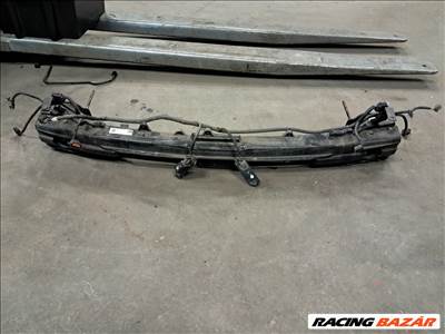 Hyundai i30 (PD) hatchback Hátsó lökhárító merevítő