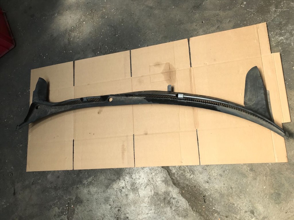 VW PHAETON 3D_ Levélrács (28139) 3D1819415C 1. kép