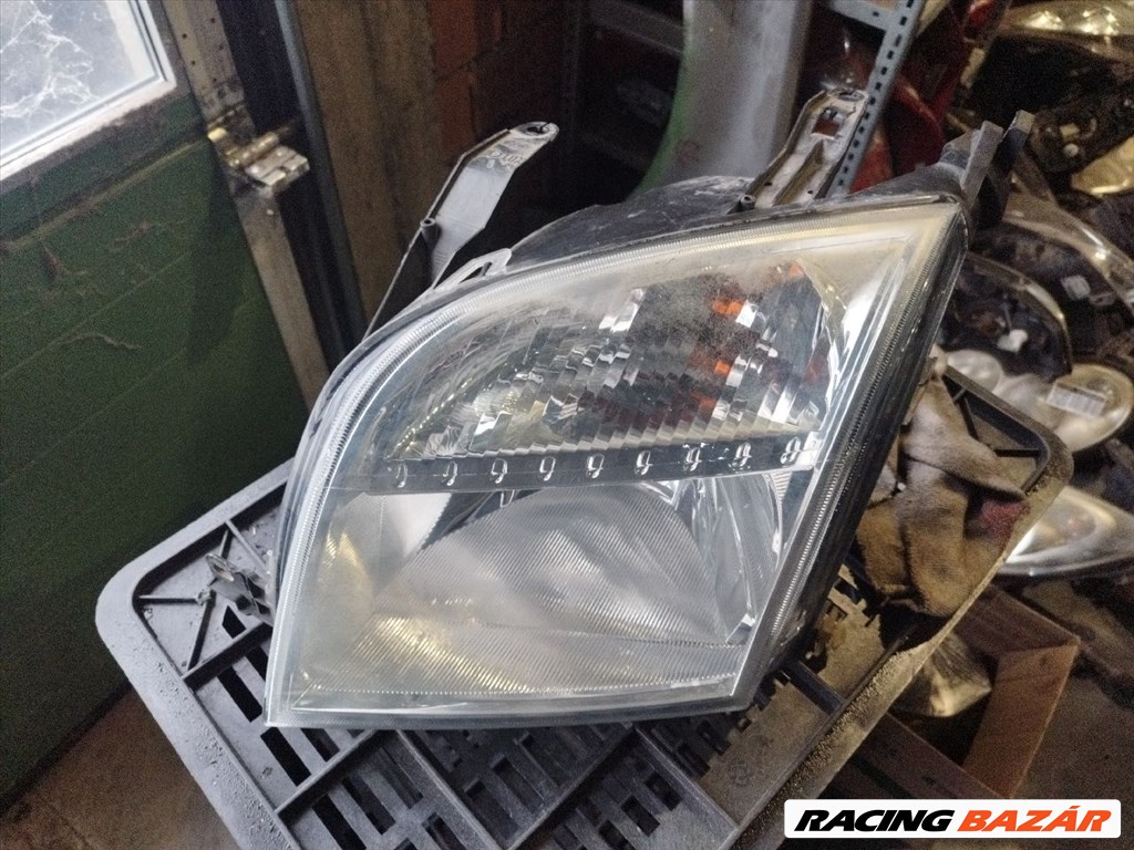 Ford Fusion 2002-2005 bal első fényszóró 1. kép
