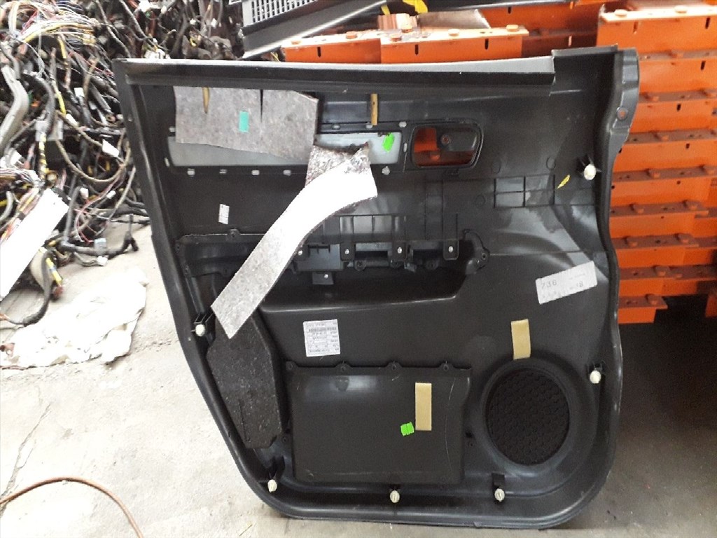 SUZUKI SWIFT III MZ, EZ Bal első Ajtó Kárpit (12488) 8372162JA 2. kép