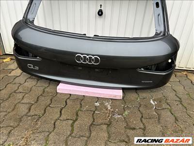 Audi Q3 (8U) csomagtérajtó 