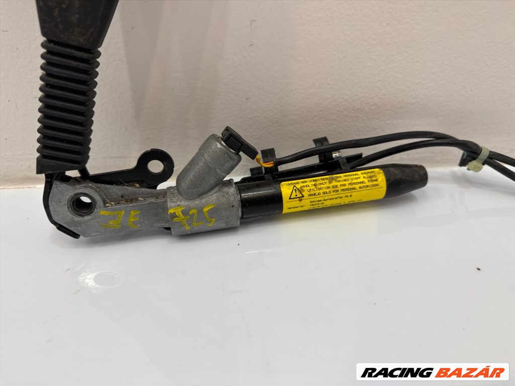 BMW F25 X3 F26 X4  Jobb első Övfeszítő 7256646 725664604 2. kép