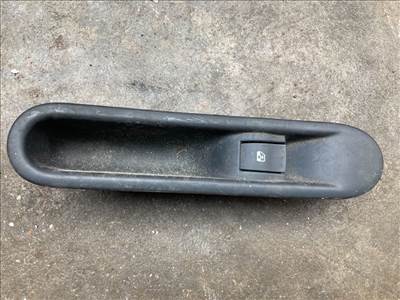 RENAULT ESPACE IV JK0/1_ Jobb hátsó Ablakemelő Kapcsoló (11560)