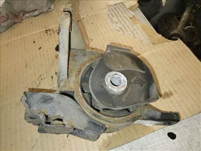 KIA CERATO lépcsőshátú LD Motor Tartó Bak (Fém) (15331)