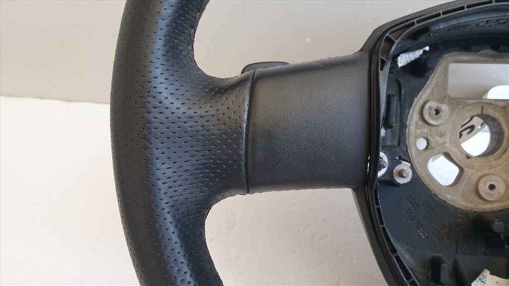 509796 Audi A3, A4, A6, S-LINE Kormány, 2007, Bőrkormány, Kormányváltós 8P0419091 5. kép