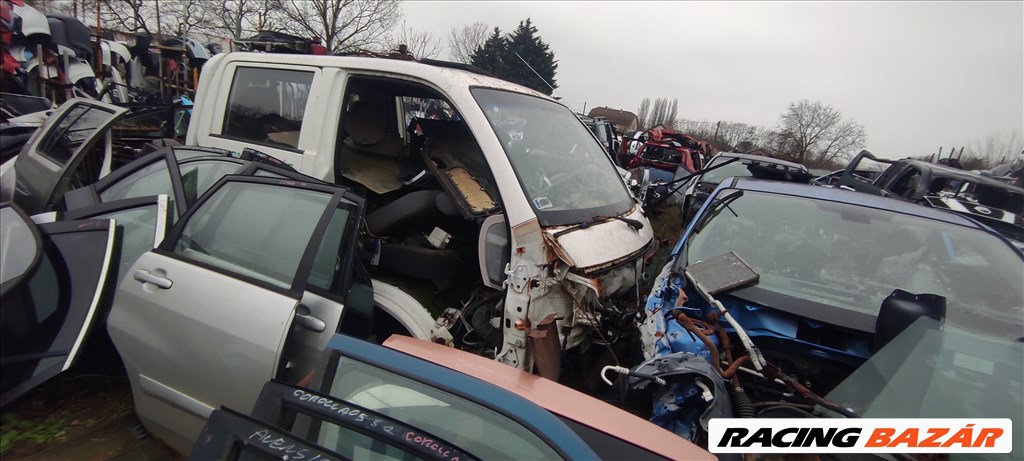 Kia K2500 Fűlke üres karosszèria 2. kép