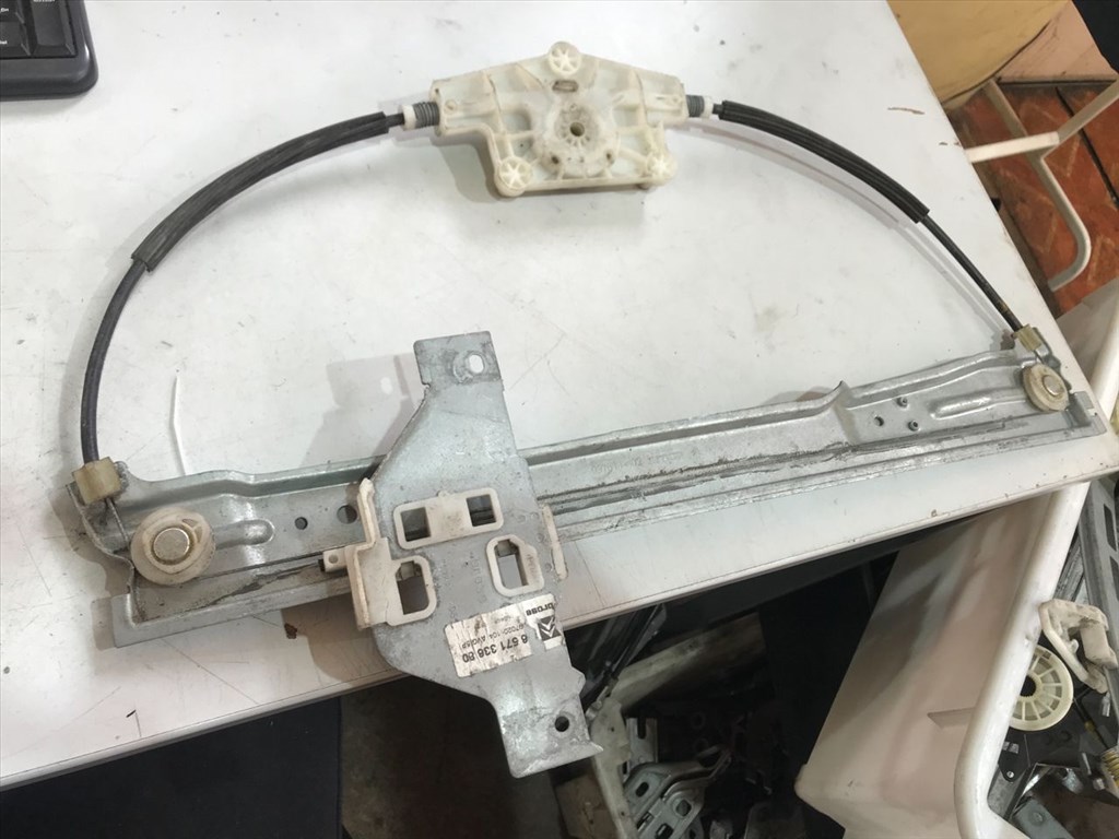 CITROËN C4 I LC_ Bal első Ablakemelő Szerkezet (Elektromos) (19451) 2. kép