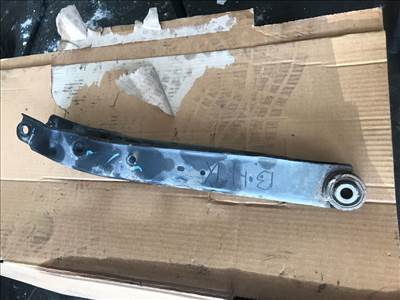 SUBARU IMPREZA Ferdehátú GR, GH, G3 Bal hátsó Keresztlengőkar (29248)