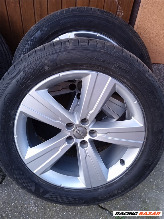 gyári 20 collos AUDI Q7 4M alufelnik nyárigumikkal 1. kép